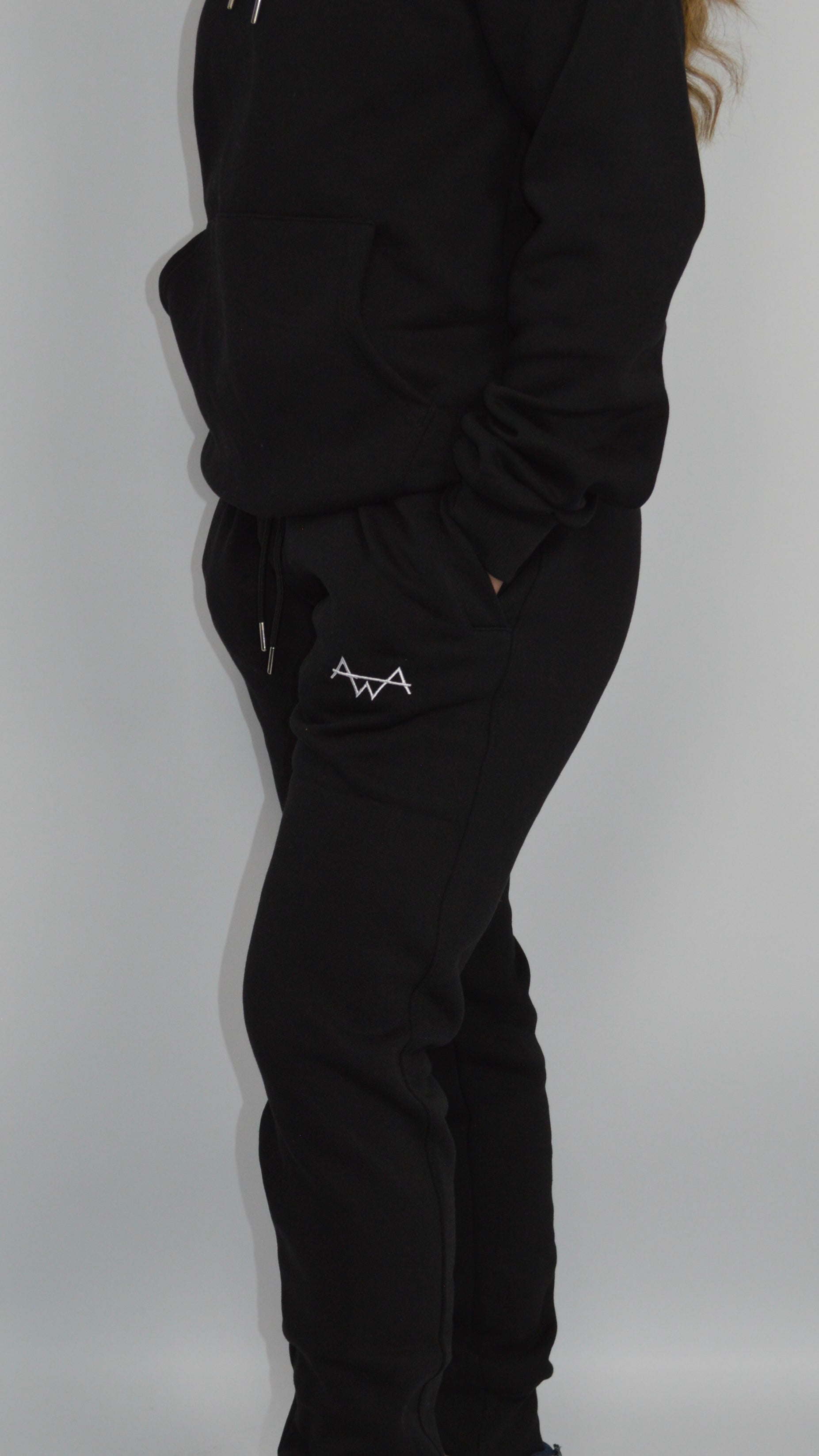 WOMEN'S AWA Tracksuit